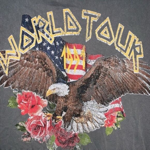 World Tour Fringe Hem Graphic Crop Top XS Full Tilt 100% Cotton Gray Eagle & Ros - Picture 4 of 8